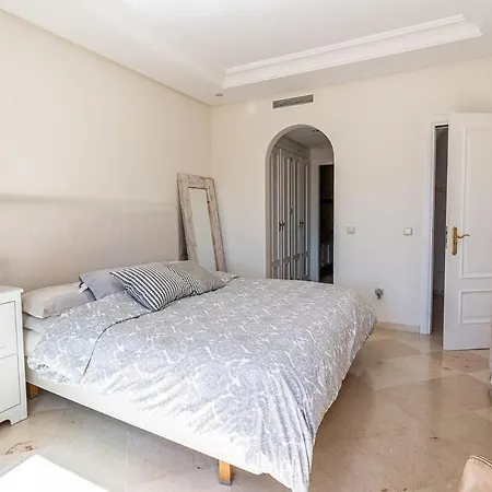 Апартаменты The Sapphire Hideaway