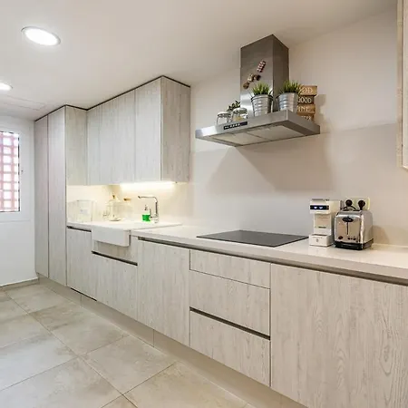 Апартаменты The Sapphire Hideaway Эстепона