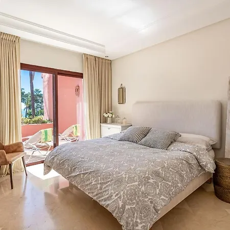 The Sapphire Hideaway *