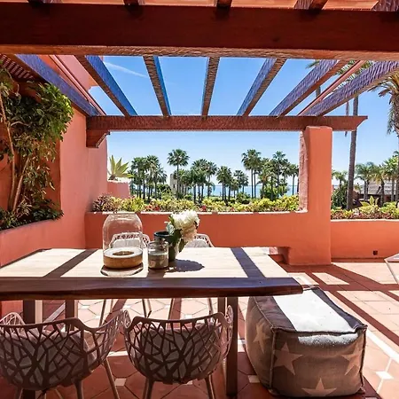 The Sapphire Hideaway Apartament