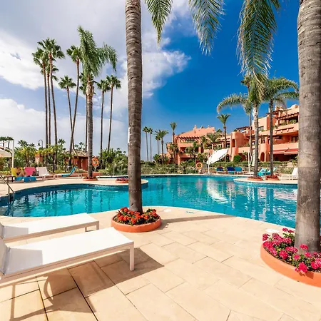 The Sapphire Hideaway Apartament Estepona